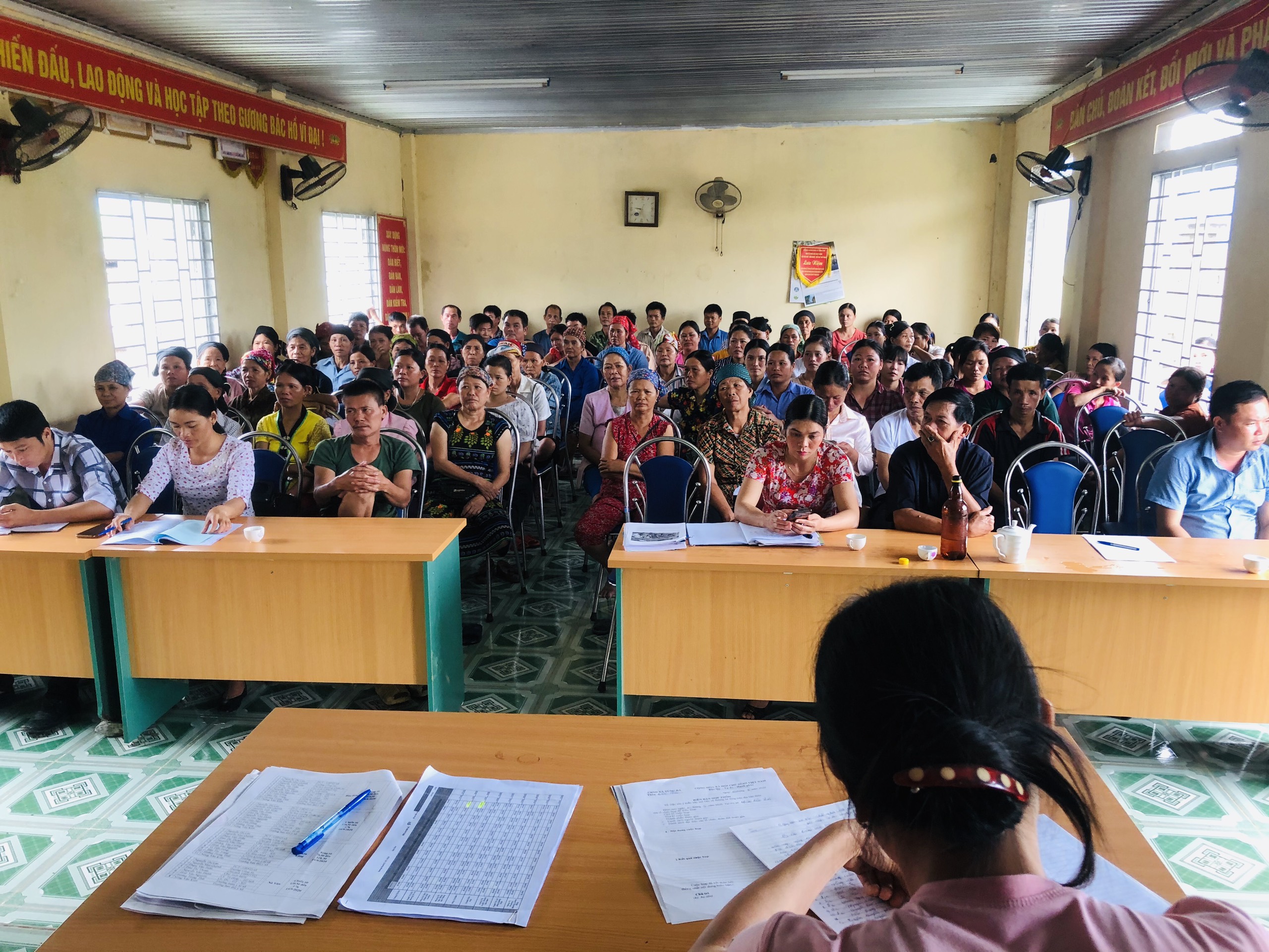 Hội LHPN xã Tùng Bá tuyên truyền phổ biến giáo dục pháp luật cho phụ nữ năm 2020